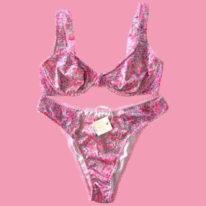 NWT For Love & Lemons Pink Floral Bra Panty Set Size M